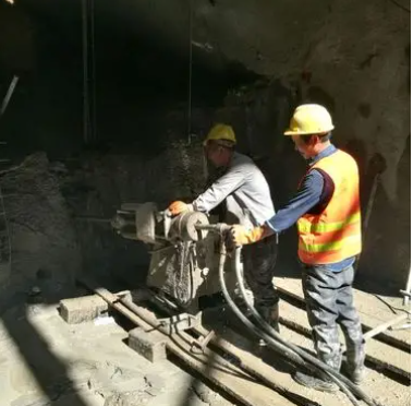 尖草坪水下抗分散灌浆料特点 水下不分散注浆料介绍